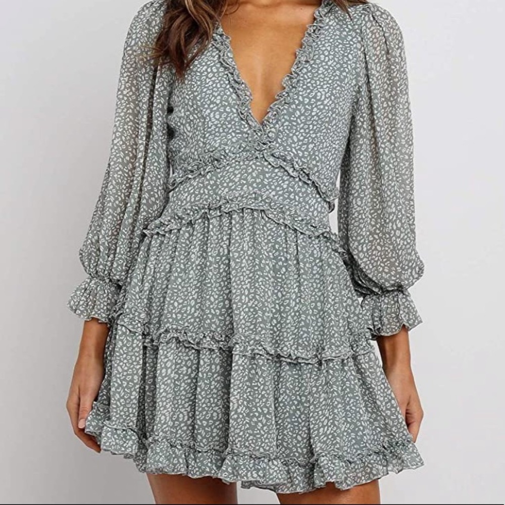 Long Sleeve Ruffle Layer Backless Swing Mini Dress Size S - Picture 2 of 6